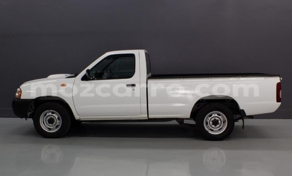 Buy Used Nissan NP 300 White Car in Maputo in Maputo Buy Used Nissan NP 300 White Car in Maputo in Maputo