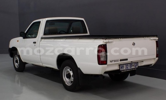 Buy Used Nissan NP 300 White Car in Maputo in Maputo Buy Used Nissan NP 300 White Car in Maputo in Maputo
