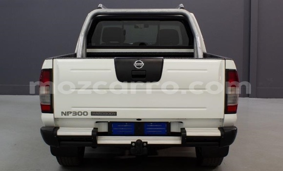 Buy Used Nissan NP 300 White Car in Maputo in Maputo Buy Used Nissan NP 300 White Car in Maputo in Maputo