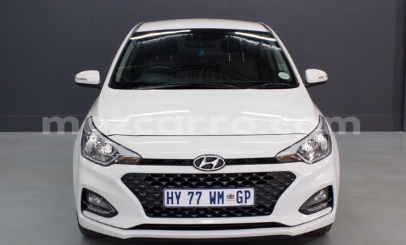 Buy Used Hyundai i20 White Car in Maputo in Maputo Buy Used Hyundai i20 White Car in Maputo in Maputo