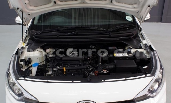 Buy Used Hyundai i20 White Car in Maputo in Maputo Buy Used Hyundai i20 White Car in Maputo in Maputo