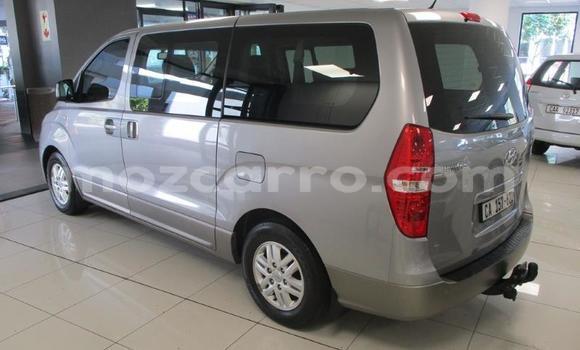 Tenga Imported Hyundai H1 Sirivha Mota in Zumbo in Tete Tenga Imported Hyundai H1 Sirivha Mota in Zumbo in Tete