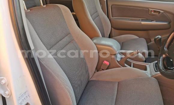 Buy Used Toyota Hilux White Car in Beira in Sofala Buy Used Toyota Hilux White Car in Beira in Sofala