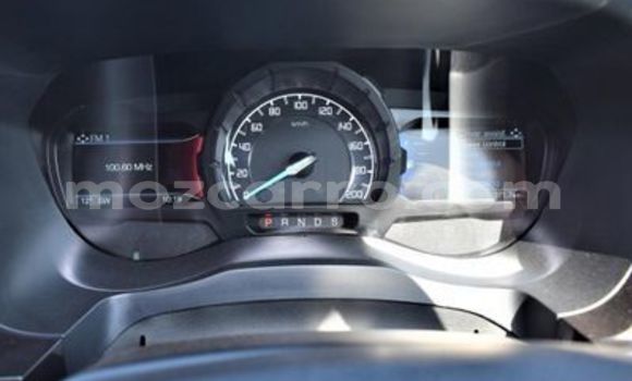 Tenga Tsaru Ford V8 Zvimwe Mota in Mocambique in Nampula Tenga Tsaru Ford V8 Zvimwe Mota in Mocambique in Nampula