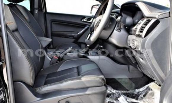 Tenga Tsaru Ford V8 Zvimwe Mota in Mocambique in Nampula Tenga Tsaru Ford V8 Zvimwe Mota in Mocambique in Nampula