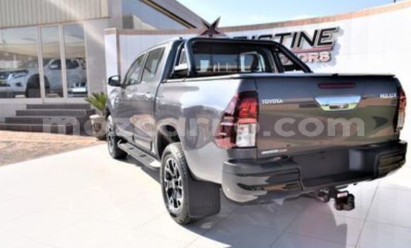 Nunua Ilio tumika Toyota Hilux Bluu Gari ndani ya Mocambique nchini Nampula Nunua Ilio tumika Toyota Hilux Bluu Gari ndani ya Mocambique nchini Nampula