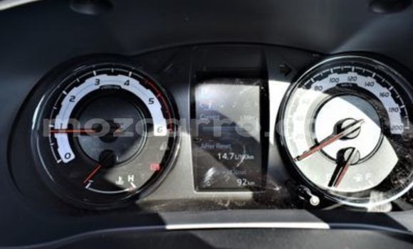 Nunua Ilio tumika Toyota Hilux Bluu Gari ndani ya Mocambique nchini Nampula Nunua Ilio tumika Toyota Hilux Bluu Gari ndani ya Mocambique nchini Nampula