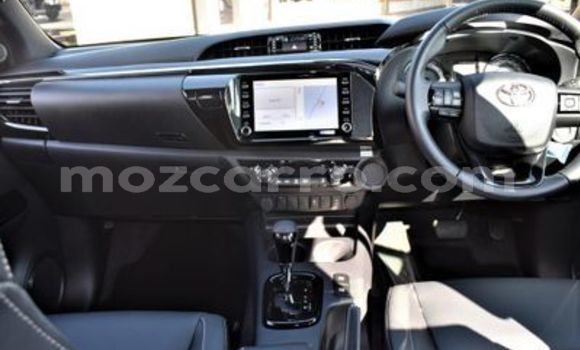 Nunua Ilio tumika Toyota Hilux Bluu Gari ndani ya Mocambique nchini Nampula Nunua Ilio tumika Toyota Hilux Bluu Gari ndani ya Mocambique nchini Nampula