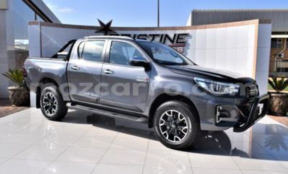 Nunua Ilio tumika Toyota Hilux Bluu Gari ndani ya Mocambique nchini Nampula Nunua Ilio tumika Toyota Hilux Bluu Gari ndani ya Mocambique nchini Nampula
