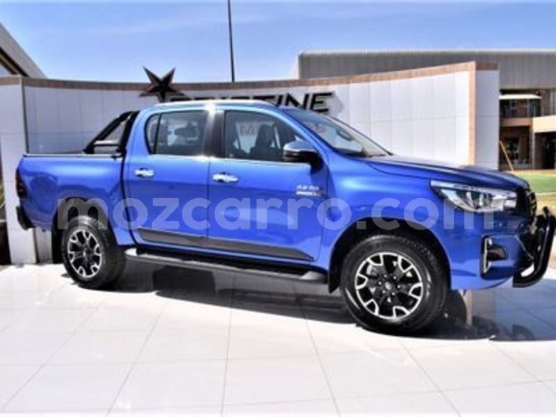 Big with watermark toyota hilux nampula mocambique 9286