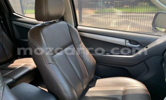 Comprar Usado Isuzu VehiCross Prata Carro em Maputo em Maputo Comprar Usado Isuzu VehiCross Prata Carro em Maputo em Maputo