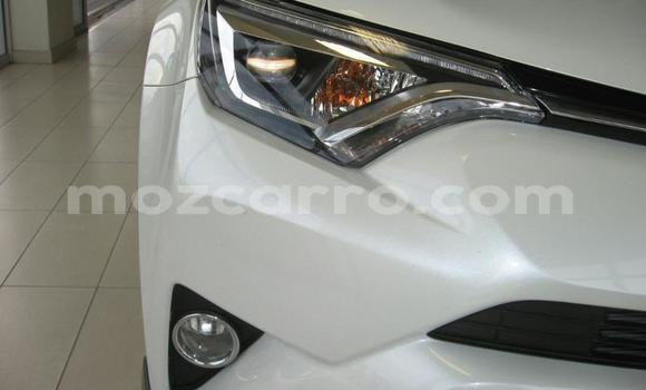 Nunua Ilio tumika Toyota RAV4 Nyeupe Gari ndani ya Maputo nchini Maputo Nunua Ilio tumika Toyota RAV4 Nyeupe Gari ndani ya Maputo nchini Maputo