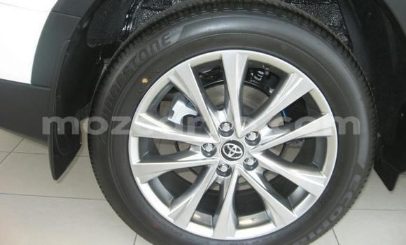 Nunua Ilio tumika Toyota RAV4 Nyeupe Gari ndani ya Maputo nchini Maputo Nunua Ilio tumika Toyota RAV4 Nyeupe Gari ndani ya Maputo nchini Maputo
