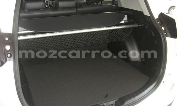 Nunua Ilio tumika Toyota RAV4 Nyeupe Gari ndani ya Maputo nchini Maputo Nunua Ilio tumika Toyota RAV4 Nyeupe Gari ndani ya Maputo nchini Maputo
