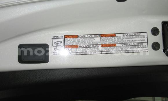 Nunua Ilio tumika Toyota RAV4 Nyeupe Gari ndani ya Maputo nchini Maputo Nunua Ilio tumika Toyota RAV4 Nyeupe Gari ndani ya Maputo nchini Maputo