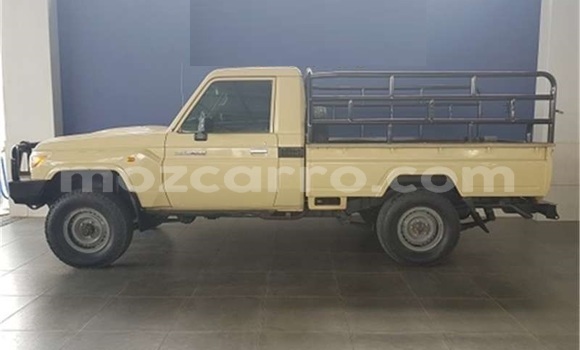 Nunua Ilio tumika Toyota Land Cruiser Brown Gari ndani ya Maputo nchini Maputo Nunua Ilio tumika Toyota Land Cruiser Brown Gari ndani ya Maputo nchini Maputo