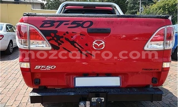 Nunua Ilio tumika Mazda BT-50 Nyekundu Gari ndani ya Maputo nchini Maputo Nunua Ilio tumika Mazda BT-50 Nyekundu Gari ndani ya Maputo nchini Maputo