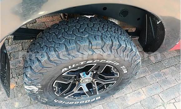 Nunua Ilio tumika Mazda BT-50 Nyekundu Gari ndani ya Maputo nchini Maputo Nunua Ilio tumika Mazda BT-50 Nyekundu Gari ndani ya Maputo nchini Maputo