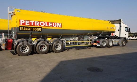 Comprar Usado Scania Irizar Branco Caminhão em Maputo em Maputo Comprar Usado Scania Irizar Branco Caminhão em Maputo em Maputo