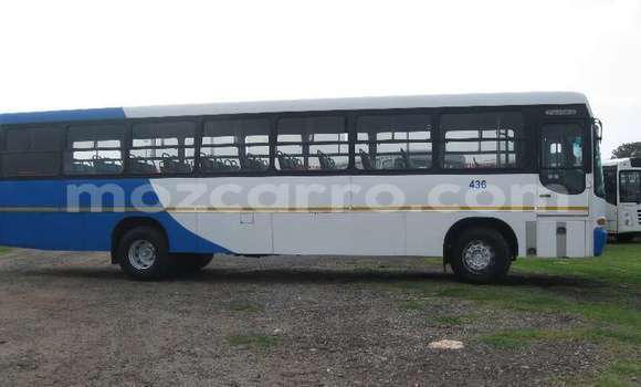 Nunua Ilio tumika Scania R420 Nyeupe Lori ndani ya Maputo nchini Maputo Nunua Ilio tumika Scania R420 Nyeupe Lori ndani ya Maputo nchini Maputo
