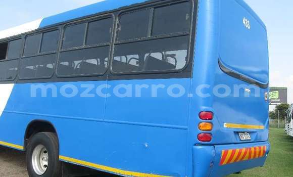 Nunua Ilio tumika Scania R420 Nyeupe Lori ndani ya Maputo nchini Maputo Nunua Ilio tumika Scania R420 Nyeupe Lori ndani ya Maputo nchini Maputo