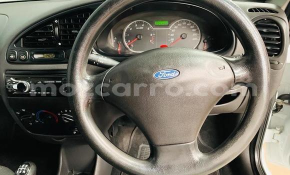 Buy Used Ford B-MAX White Car in Beira in Sofala Buy Used Ford B-MAX White Car in Beira in Sofala