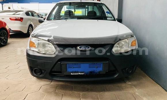 Buy Used Ford B-MAX White Car in Beira in Sofala Buy Used Ford B-MAX White Car in Beira in Sofala