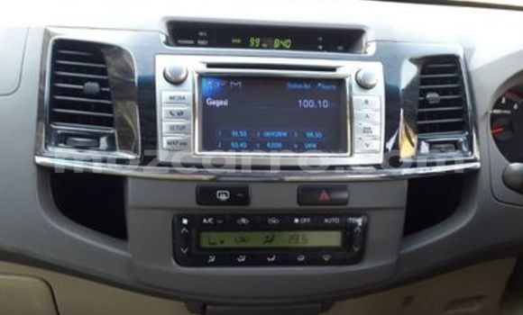 Buy Used Toyota Fortuner White Car in Lumbo in Nampula Buy Used Toyota Fortuner White Car in Lumbo in Nampula