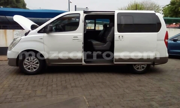 Tenga Tsaru Hyundai H1 Sirivha Mota in Achachinja in Tete Tenga Tsaru Hyundai H1 Sirivha Mota in Achachinja in Tete