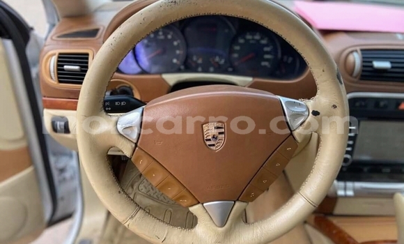 Tenga Tsaru Porsche Cayenne Chena Mota in Achachinja in Tete Tenga Tsaru Porsche Cayenne Chena Mota in Achachinja in Tete