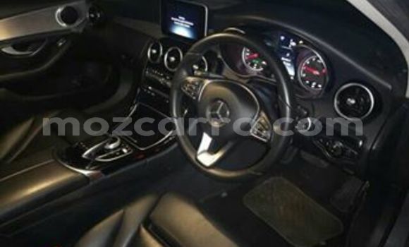 Tenga Tsaru Mercedes‒Benz C-Class Sirivha Mota in Maputo in Maputo Tenga Tsaru Mercedes‒Benz C-Class Sirivha Mota in Maputo in Maputo