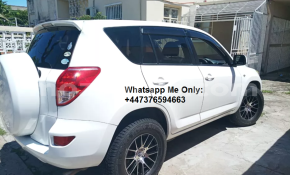 Buy Used Toyota RAV4 Red Car in Maputo in Maputo Buy Used Toyota RAV4 Red Car in Maputo in Maputo
