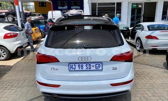 Comprar Usado Audi Q5 Branco Carro em Balama em Cabo Delgado Comprar Usado Audi Q5 Branco Carro em Balama em Cabo Delgado