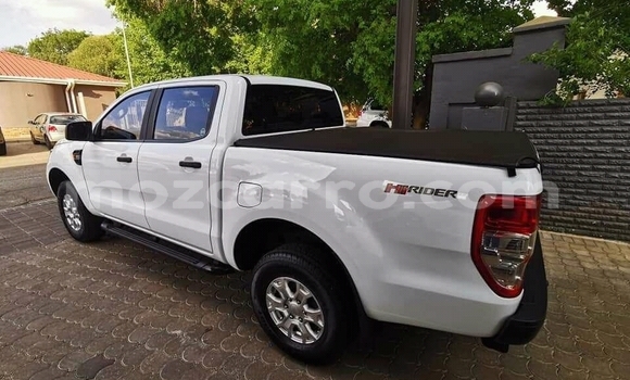 Tenga Tsaru Ford Ranger Chena Mota in Achachinja in Tete Tenga Tsaru Ford Ranger Chena Mota in Achachinja in Tete