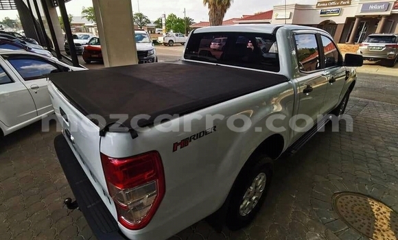 Tenga Tsaru Ford Ranger Chena Mota in Achachinja in Tete Tenga Tsaru Ford Ranger Chena Mota in Achachinja in Tete