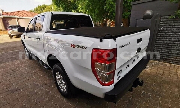 Tenga Tsaru Ford Ranger Chena Mota in Achachinja in Tete Tenga Tsaru Ford Ranger Chena Mota in Achachinja in Tete