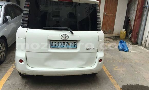 Buy Used Toyota Sienta White Car in Maputo in Maputo Buy Used Toyota Sienta White Car in Maputo in Maputo