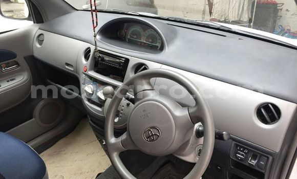 Buy Used Toyota Sienta White Car in Maputo in Maputo Buy Used Toyota Sienta White Car in Maputo in Maputo