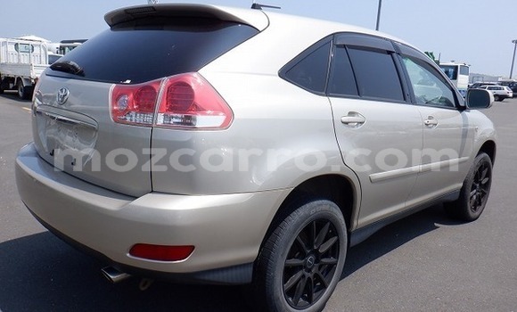 Comprar Usado Toyota Harrier Prata Carro em Maputo em Maputo Comprar Usado Toyota Harrier Prata Carro em Maputo em Maputo