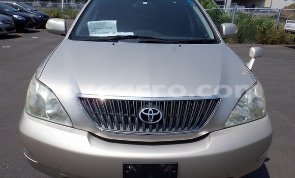 Comprar Usado Toyota Harrier Prata Carro em Maputo em Maputo Comprar Usado Toyota Harrier Prata Carro em Maputo em Maputo