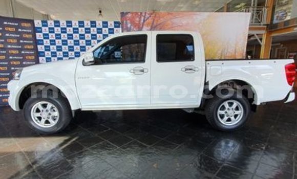 Tenga Tsaru GMC Acadia Chena Mota in Chokwe in Gaza Tenga Tsaru GMC Acadia Chena Mota in Chokwe in Gaza