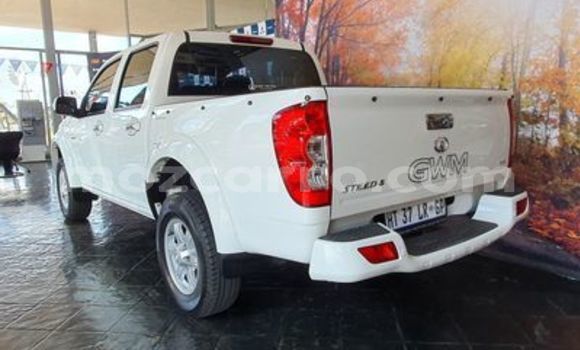 Tenga Tsaru GMC Acadia Chena Mota in Chokwe in Gaza Tenga Tsaru GMC Acadia Chena Mota in Chokwe in Gaza