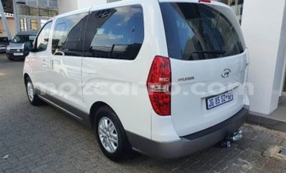 Buy Used Hyundai H1 White Car in Beira in Sofala Buy Used Hyundai H1 White Car in Beira in Sofala