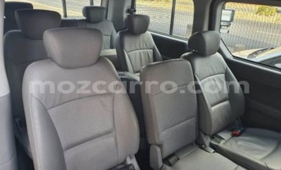 Buy Used Hyundai H1 White Car in Beira in Sofala Buy Used Hyundai H1 White Car in Beira in Sofala