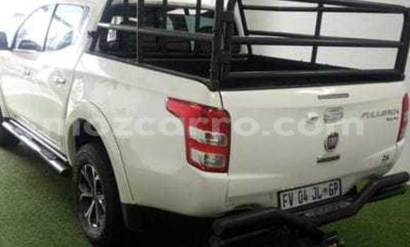 Comprar Usado Fiat Fullback Branco Carro em Balama em Cabo Delgado