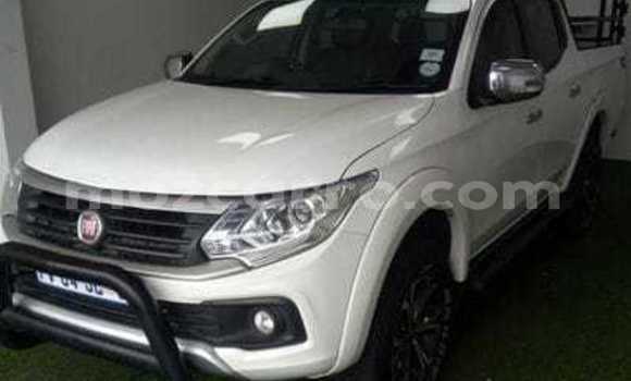 Comprar Usado Fiat Fullback Branco Carro em Balama em Cabo Delgado Comprar Usado Fiat Fullback Branco Carro em Balama em Cabo Delgado