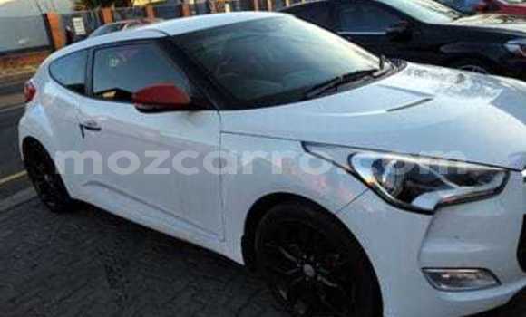 Comprar Usado Hyundai Veloster Branco Carro em Balama em Cabo Delgado Comprar Usado Hyundai Veloster Branco Carro em Balama em Cabo Delgado