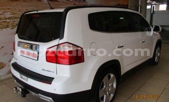 Buy Used Chevrolet Orlando White Car in Chokwe in Gaza Buy Used Chevrolet Orlando White Car in Chokwe in Gaza