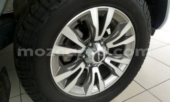 Buy Used Isuzu KB White Car in Beira in Sofala Buy Used Isuzu KB White Car in Beira in Sofala