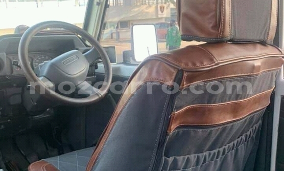 Tenga Tsaru Toyota Land Cruiser Chena Mota in Achachinja in Tete Tenga Tsaru Toyota Land Cruiser Chena Mota in Achachinja in Tete